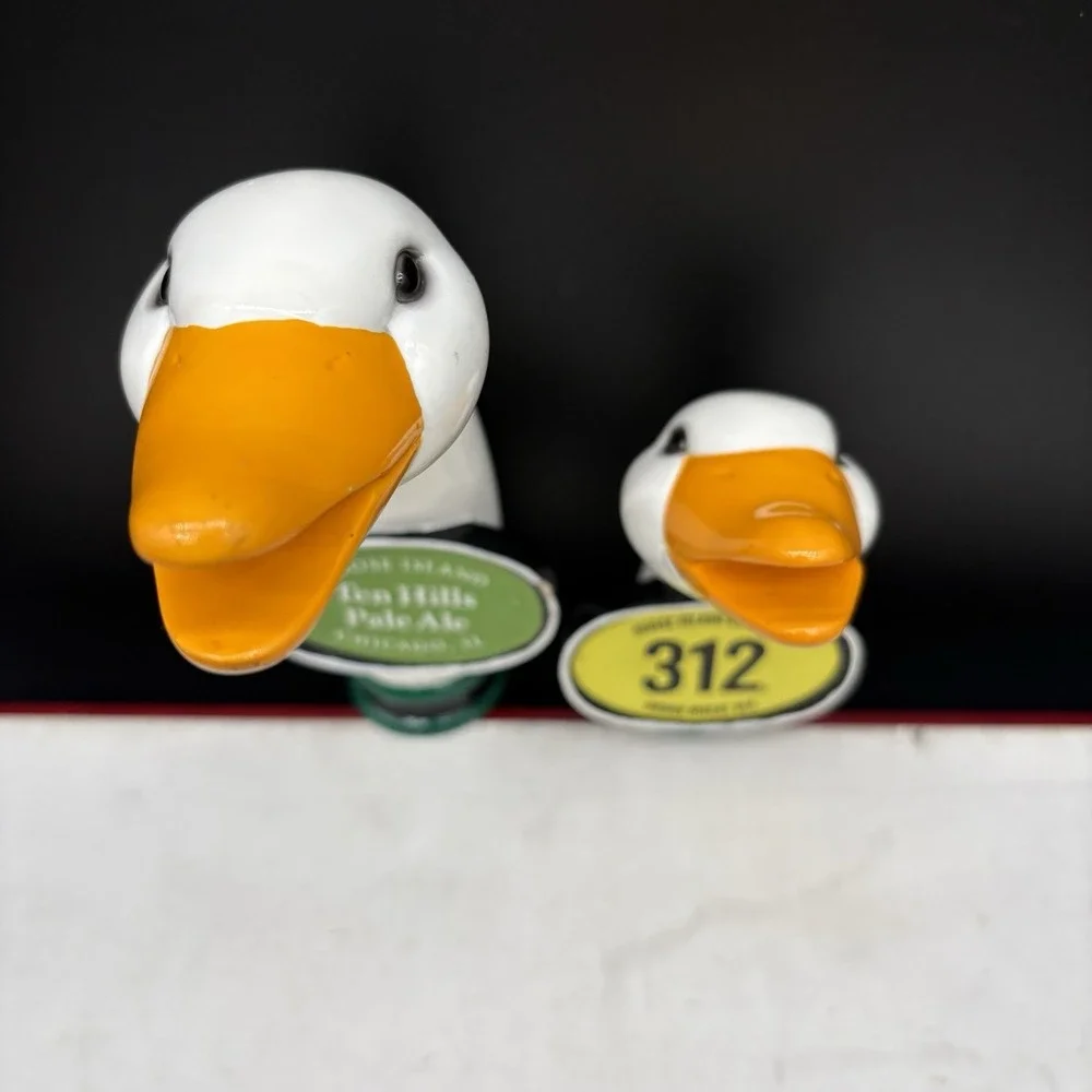 Goose Island 312‎ Urban Wheat Ale & Ten Hills Pale Ale Duck Beer Tap Handles